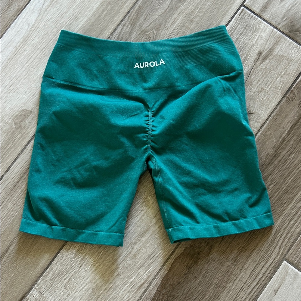 Aurola Green Biker Shorts